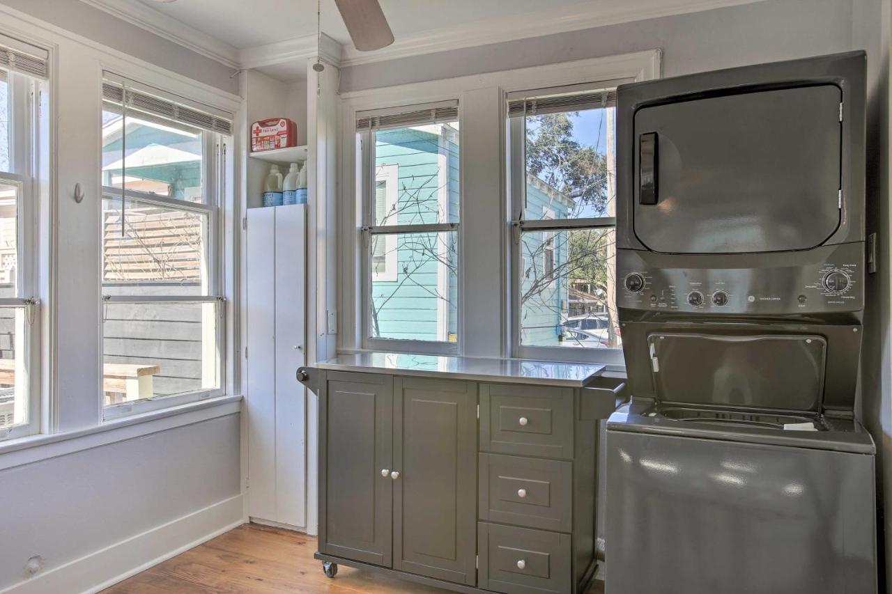 Cozy Beach Bungalow Near Galveston Seawall And Pier Exterior foto